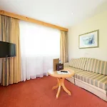 أبارت بيتر 4*