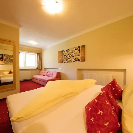 Aparthotel Peter 4*