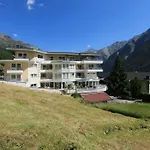 Апарт-отель Peter 4*