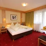 Peter Aparthotel