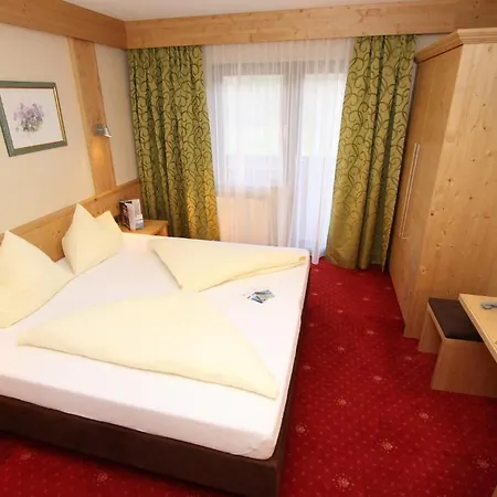 Apartmanhotel Peter 4*